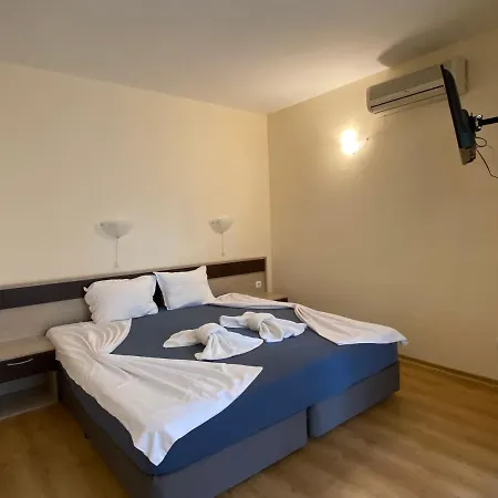 Vechna R 7 Sunny Apartamento